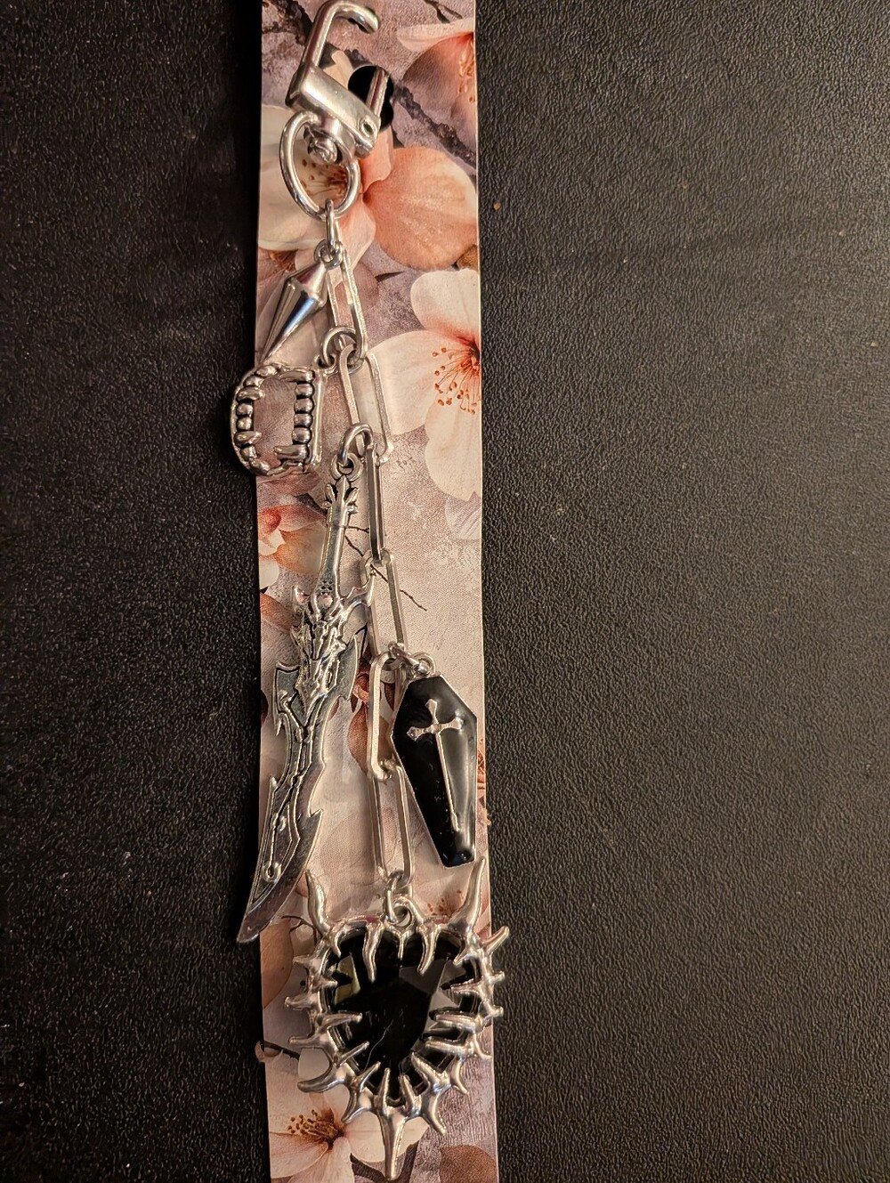 Handmade Silver Gothic Heart & Weapon Keychain Purse/Bag Charm